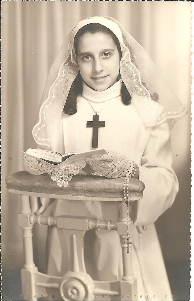 COMMUNION PAROISSE ST EUGENE 196 Figueredo Annie.jpeg